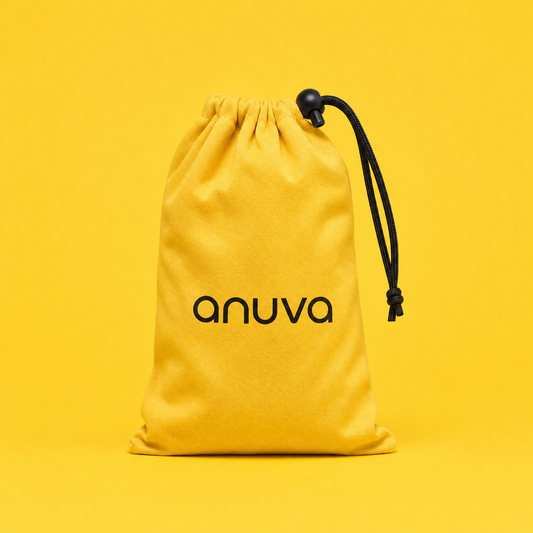anuva-curve-pouch